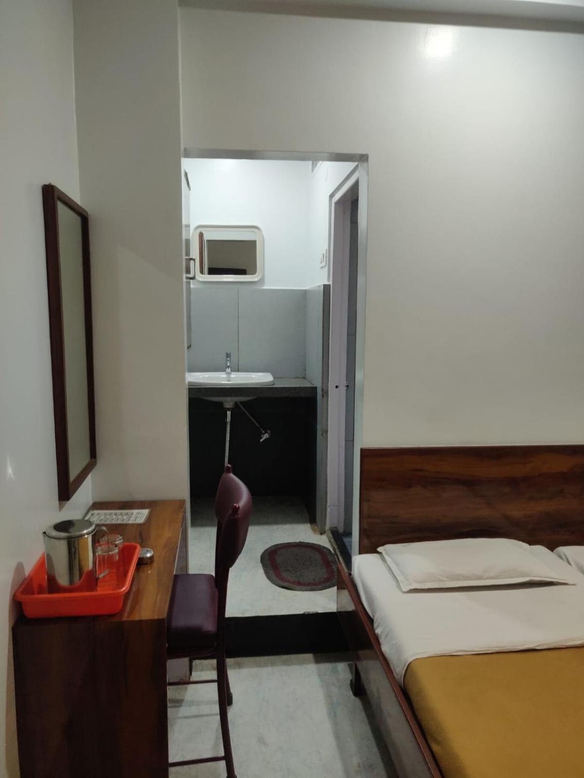 Hotel Parth Residency كولهابور المظهر الخارجي الصورة