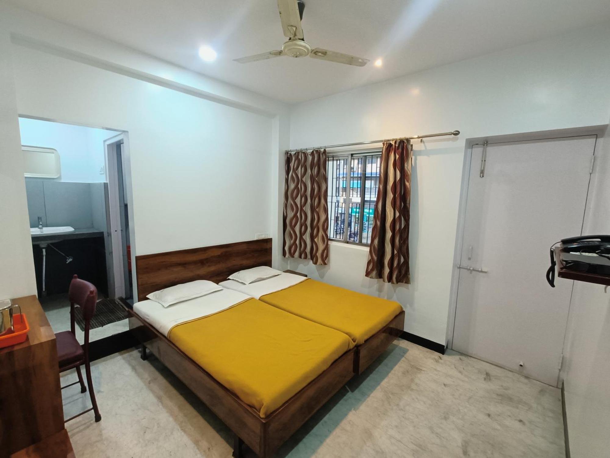 Hotel Parth Residency كولهابور المظهر الخارجي الصورة